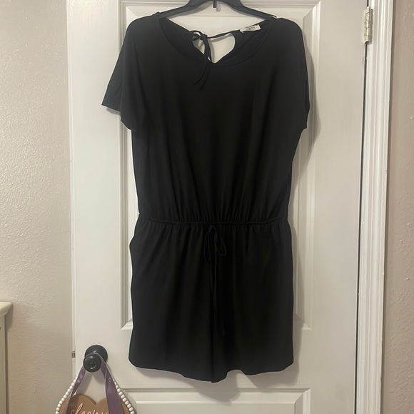 Black Romper - Picture 2 of 7